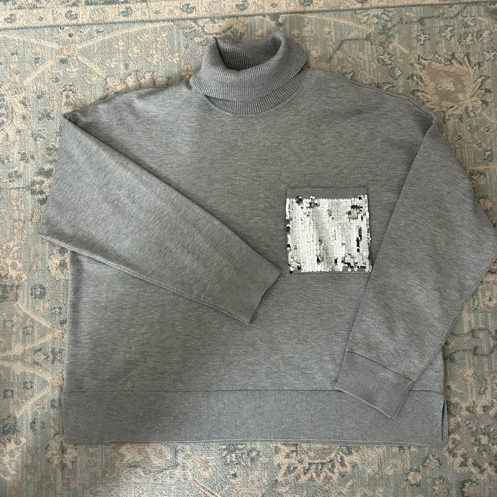 Gray Turtleneck Sweater with Pocket Detail